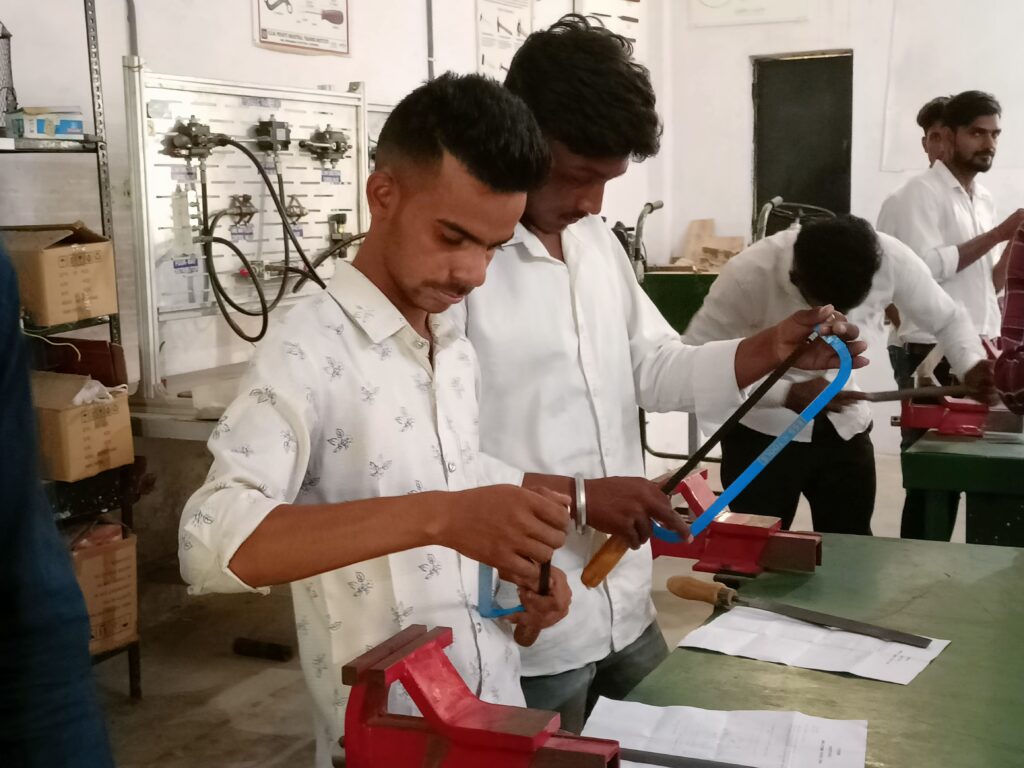 ITI Fitter Lab